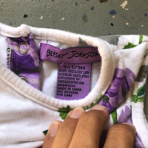 Betsey Johnson 6/9M Bubble romper - Picture 3 of 3